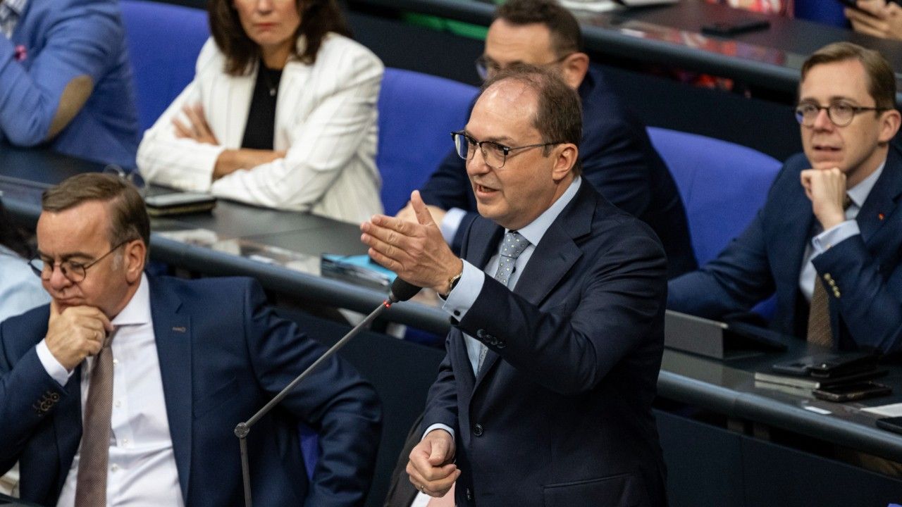 Dobrindt prüft Einsatz von US-Sicherheitssoftware Palantir