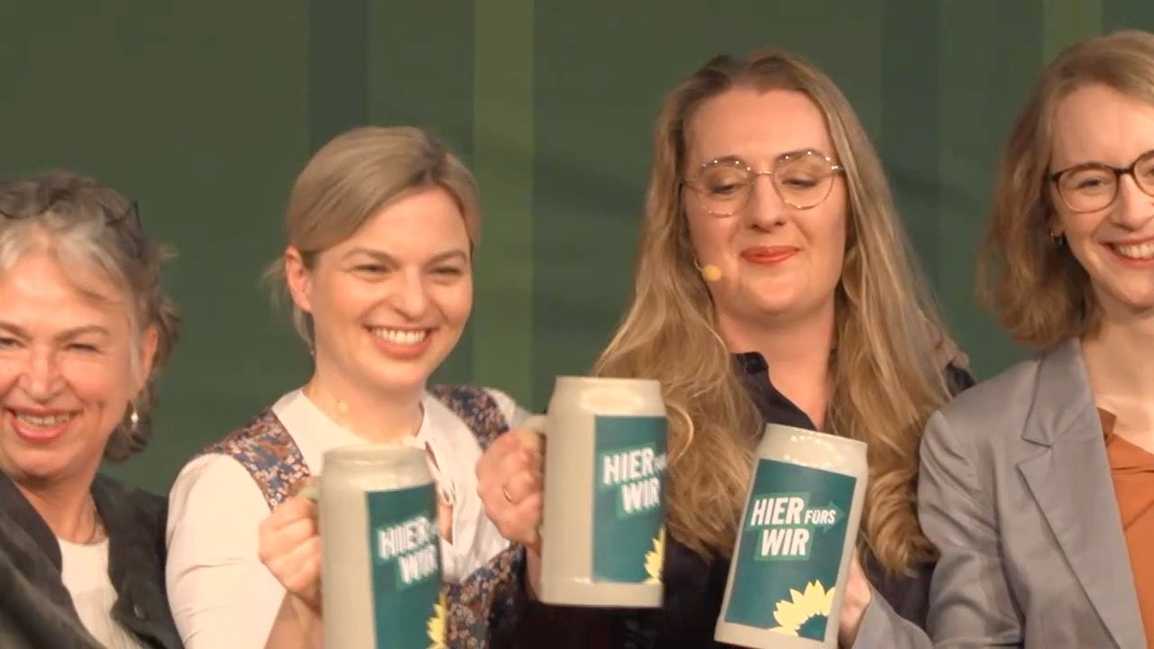 Politischer Aschermittwoch: Grüne schießen gegen Söder