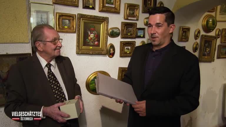 Staffel 01 Folge 03: Eine Ansichtskartensammlung voller nackter Tatsachen