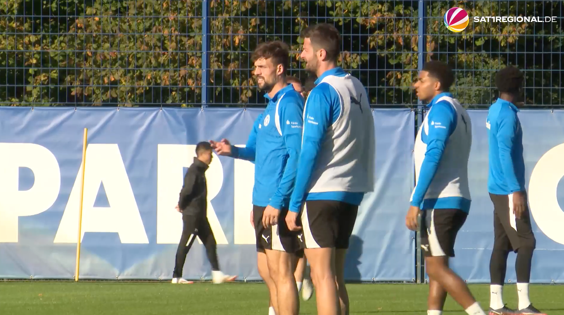 Tabellenletzter Holstein Kiel trifft auf Spitzenreiter Hertha BSC