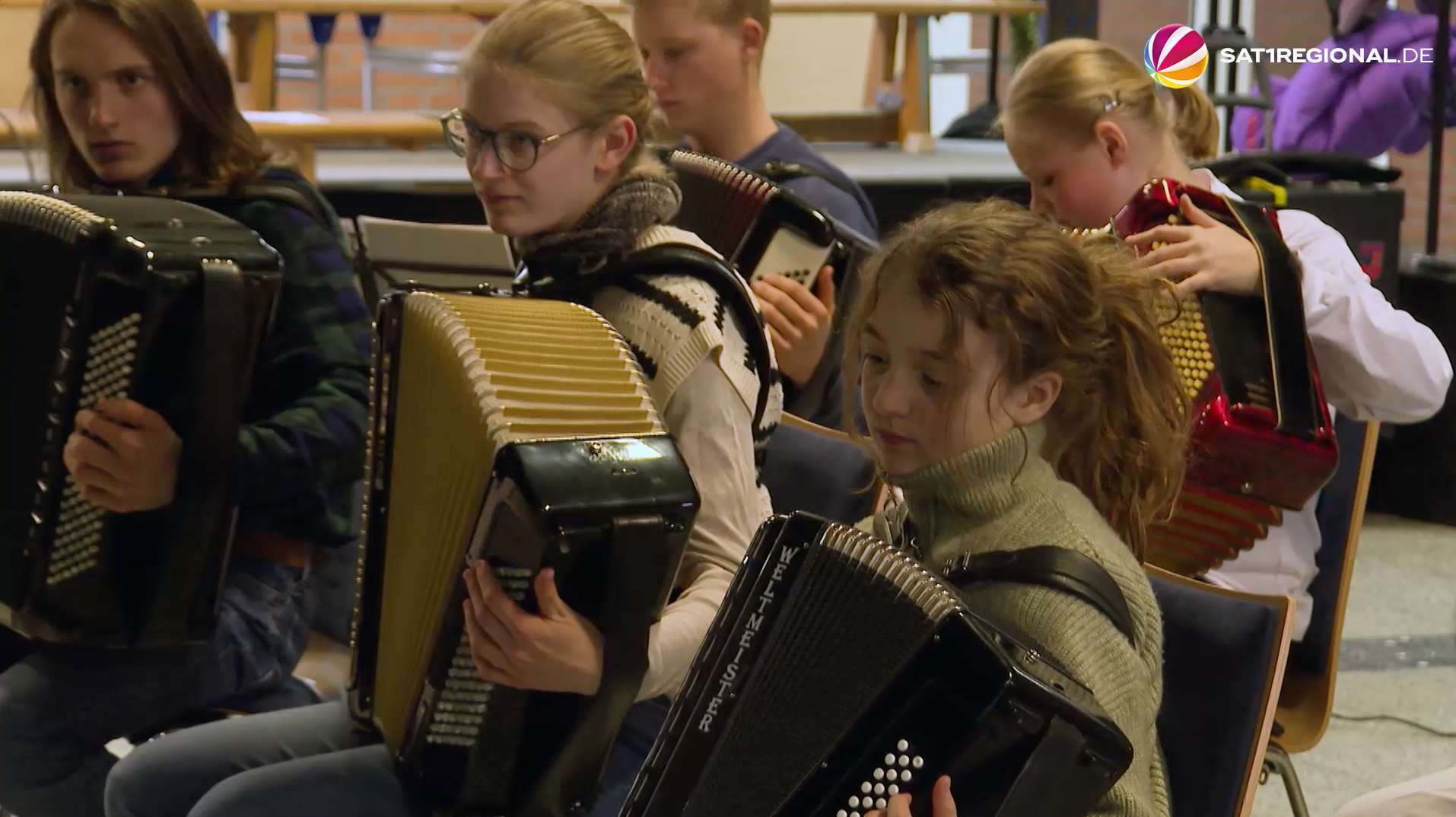 Akkordeon ist Instrument des Jahres: Generationen musizieren gemeinsam in Kiel