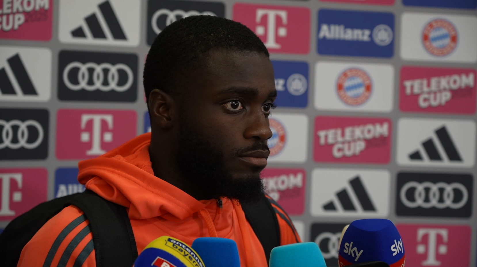 FC Bayern: Upamecano gibt Update zu möglicher Vertragsverlängerung