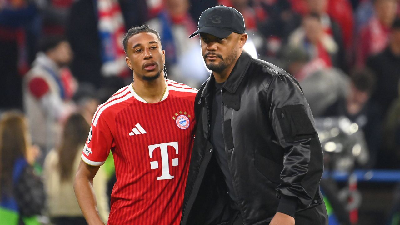 FC Bayern - Max Eberl enthüllt: Darauf hatte Michael Olise keine Lust