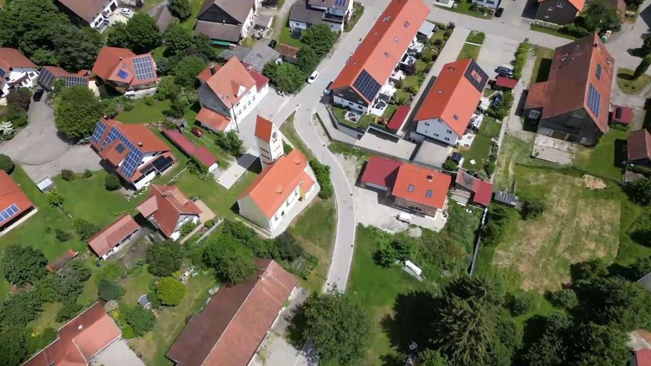 Streit um Straßenbeiträge: Freie Wähler fordern Änderungen