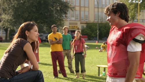 Smallville Smallville Folge 4: Kuschelmonster