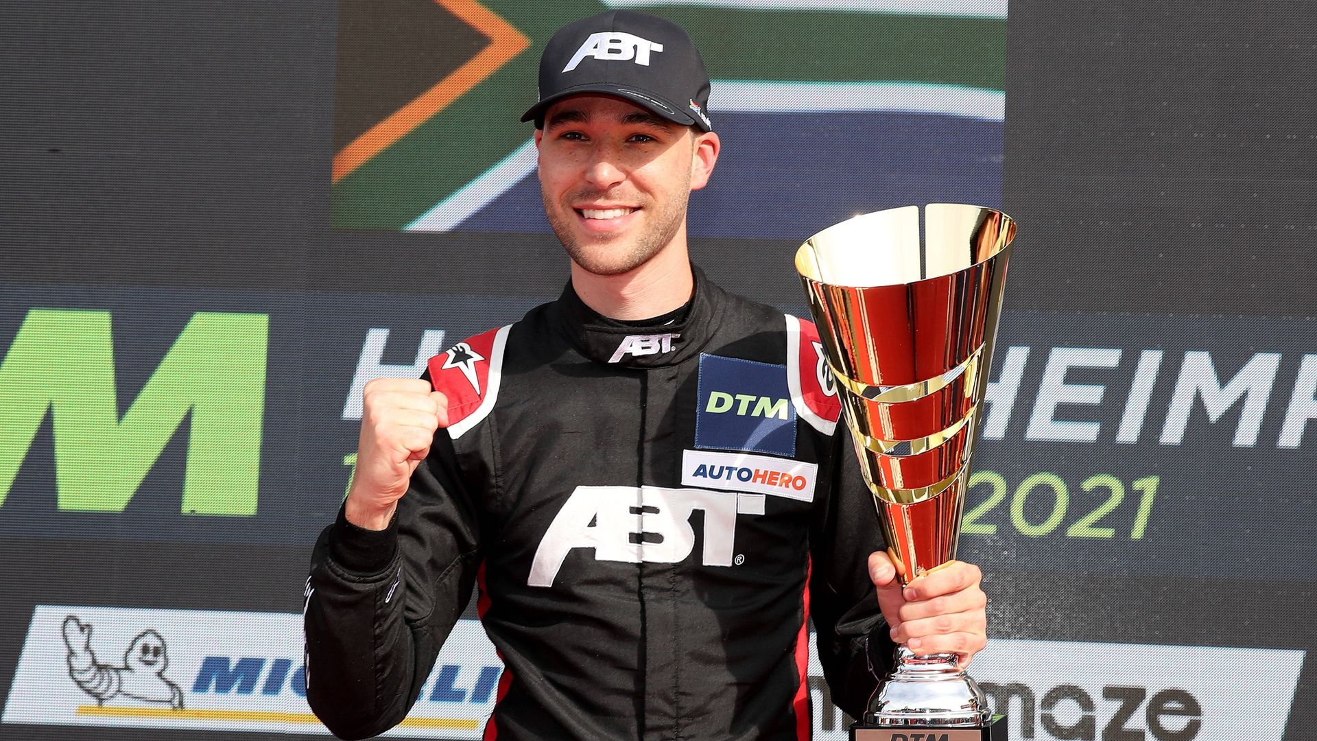 DTM: Nach Norisring-Crash - Kelvin van der Linde spricht über sein großes Glück