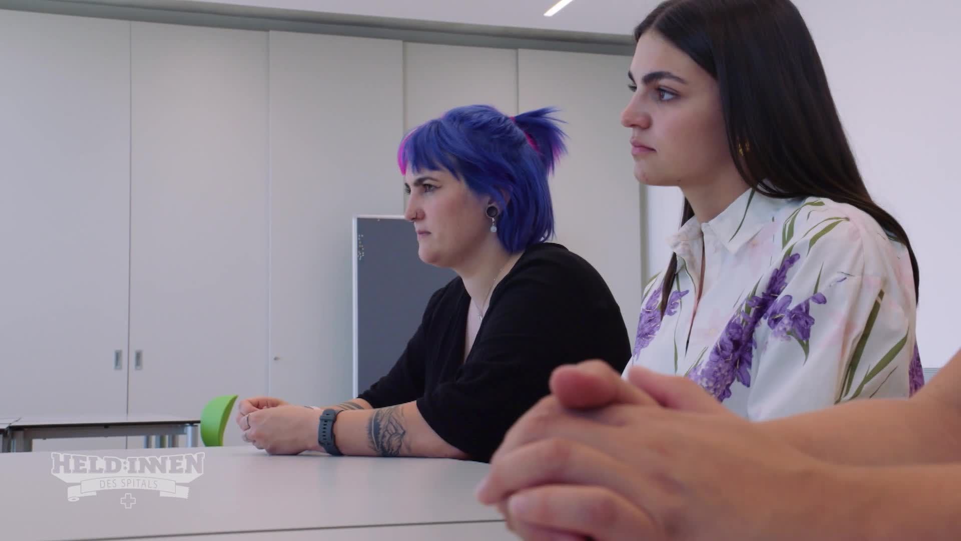 Staffel 1 Folge 3: Kribbeln bei der Abschlussprüfung