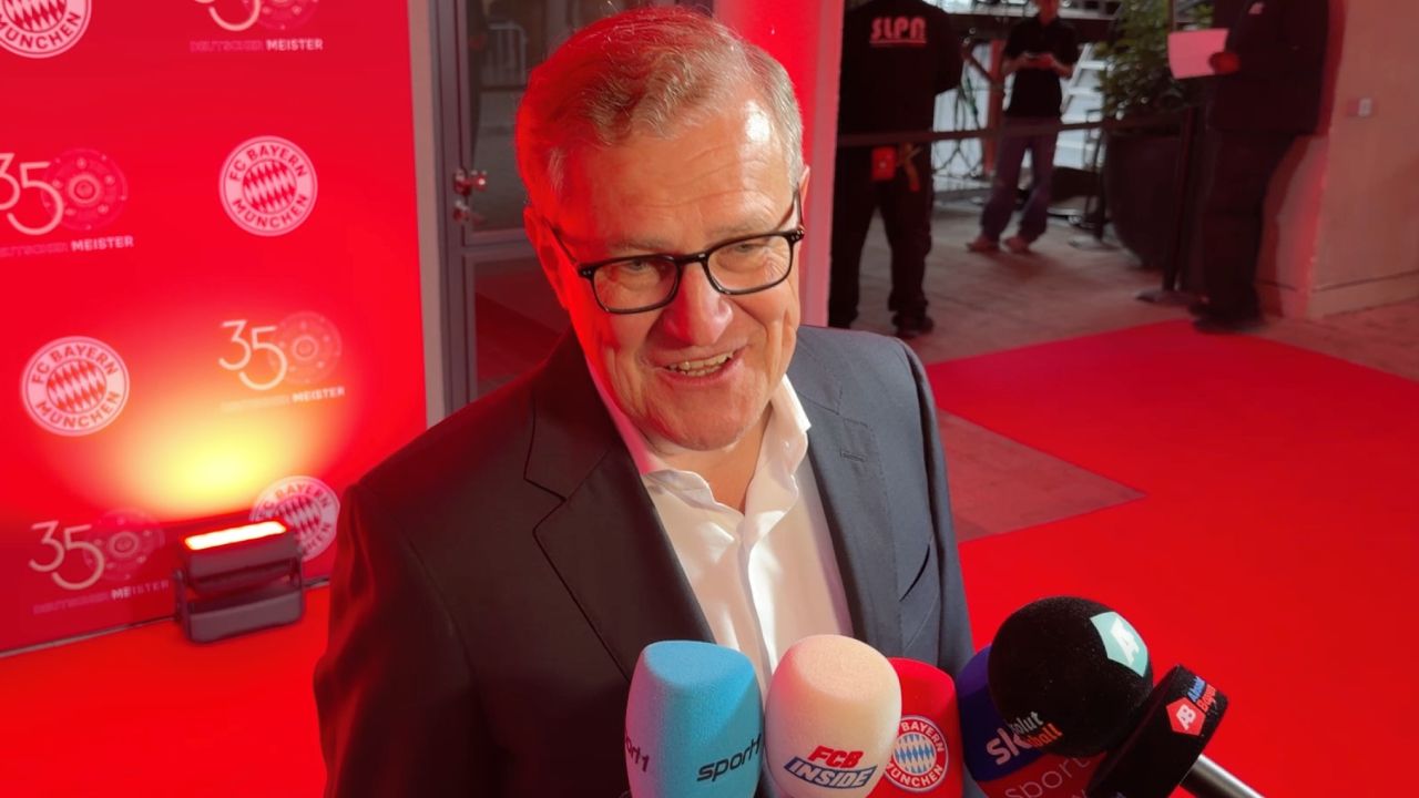 FC Bayern - Dreesen schwärmt von Neuer: "Beste deutsche Torwart"