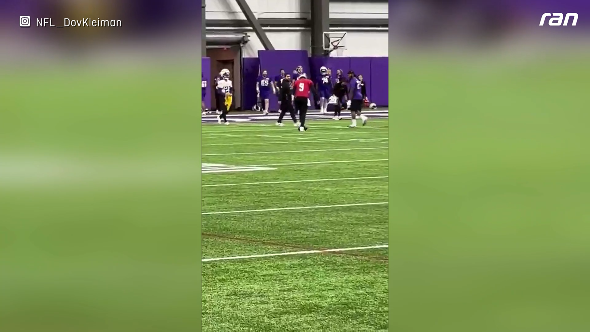 NFL: Verstecktes Kicker-Talent? Youngster-QB überrascht im Training