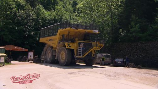 Trucker Babes Austria Trucker Babes - Staffel 7 Folge 5: Folge 05: Das größte Taxi der Welt