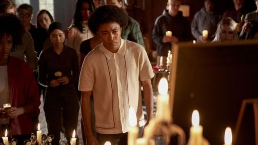 Legacies Legacies Folge 19: Die Schlacht mit dem Götterkönig