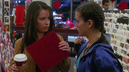 Charmed - Zauberhafte Hexen Charmed - Zauberhafte Hexen Folge 13: Ein tierisch guter Spuk