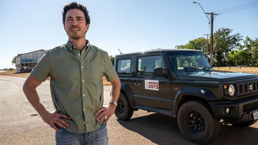 Population: 11 Population 11 Folge 1: Outback UFO Tours