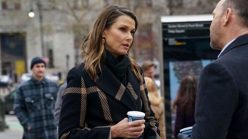 Blue Bloods - Crime Scene New York BLUE BLOODS - 14. STAFFEL A Folge 1: Drei Wochen abgetaucht