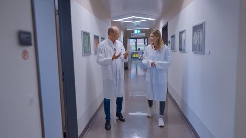 NextIn Business NextIn Business Folge 5: Schweizer Startups im Kampf gegen Antibiotikaresistenz