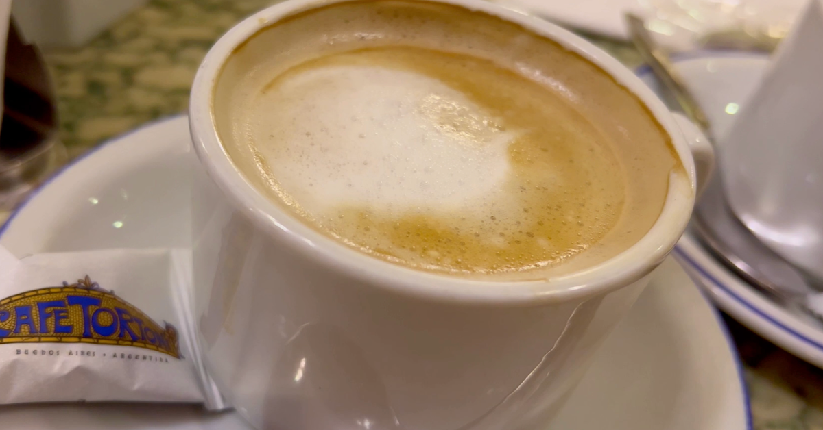 Wie Kaffee auf Ihre Medikamente wirkt