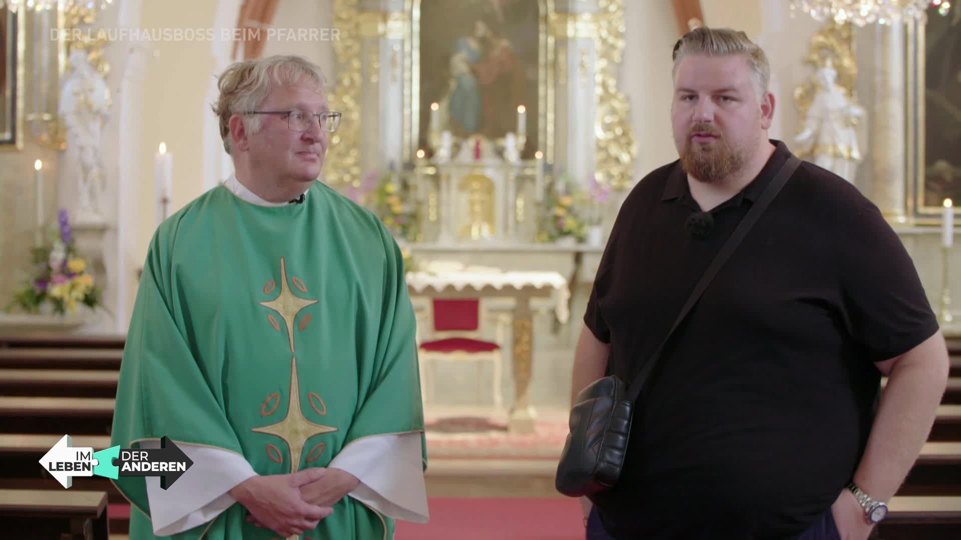 Staffel 01 Folge 02: Der Laufhausboss beim Pfarrer