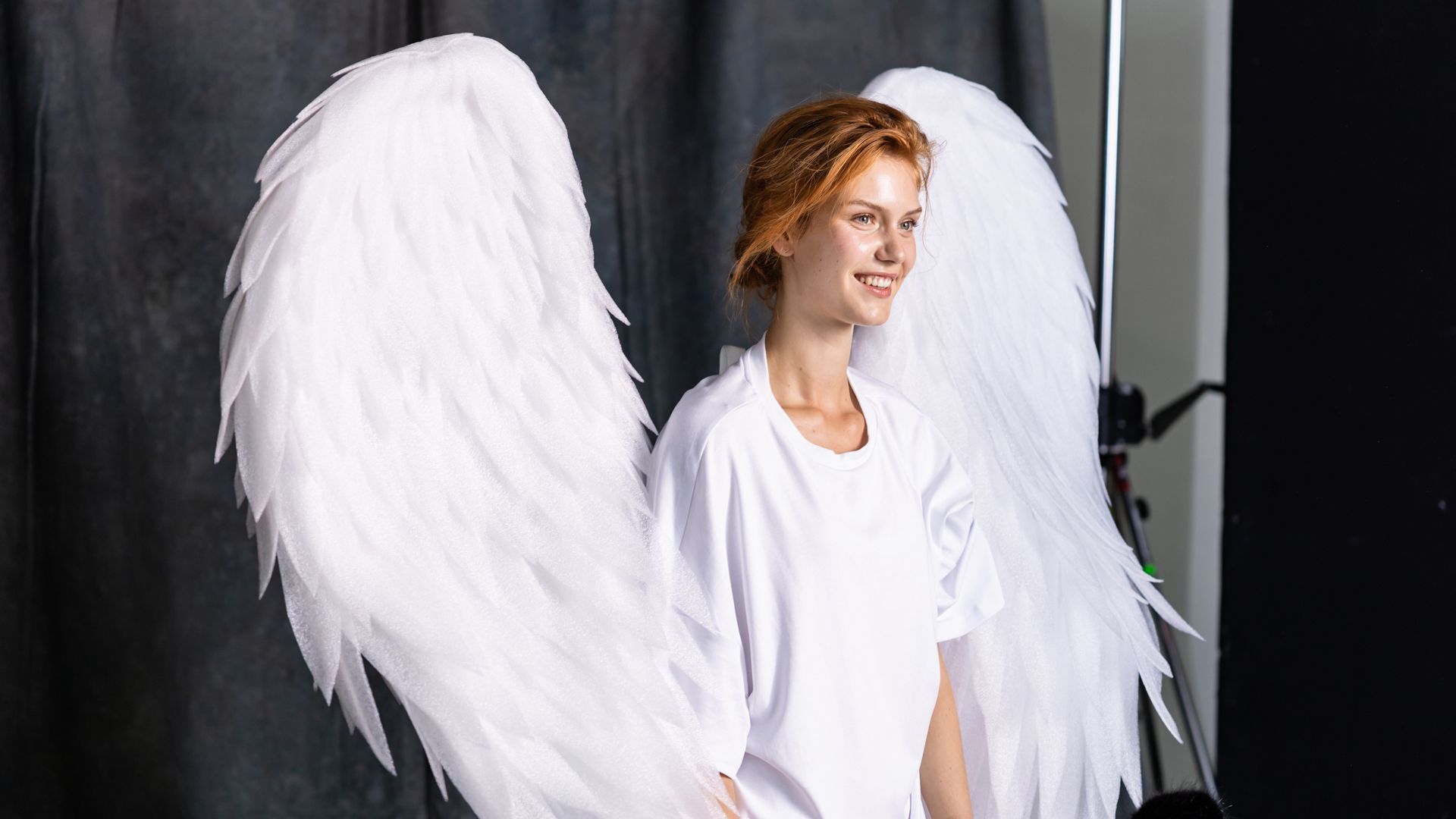 Himmlisch schönes Shooting & 80s-Power auf dem Catwalk