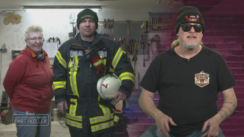 Asbach Deutschlands beste Hammer-Party ASBACH DEUTSCHLANDS BESTER PARTYKELLER - 01. STAFFEL Folge 1: Alle Feierbiester bereit? Der Feierwehr-Keller und Gaudi-Garage treten an