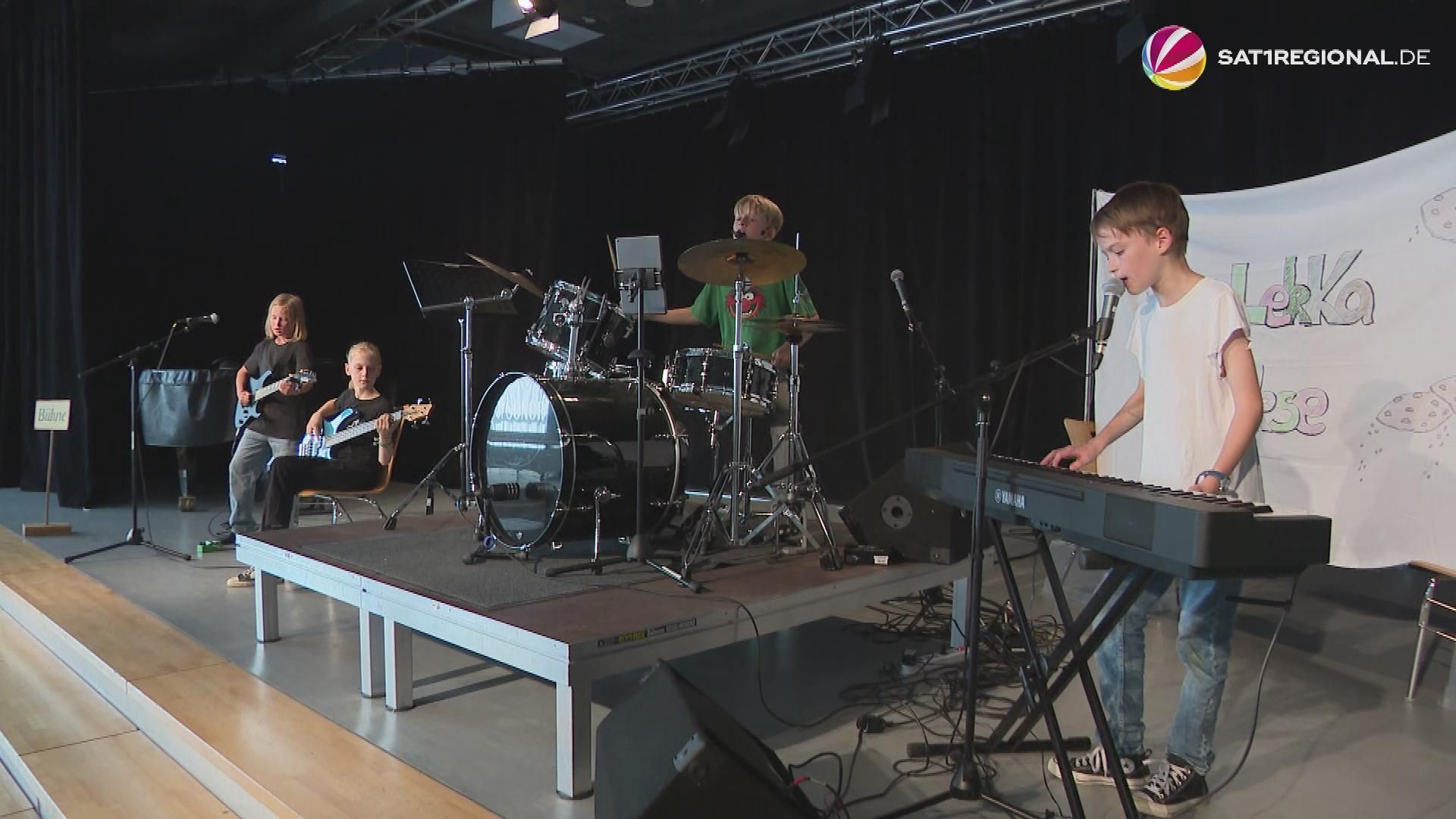Fünftklässler-Band "Lekka Kekse" probt für Konzert in Braunschweig