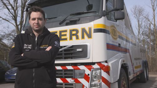 LKW-Bergung extrem LKW-Bergung extrem Folge 12: Totalschaden im Berufsverkehr