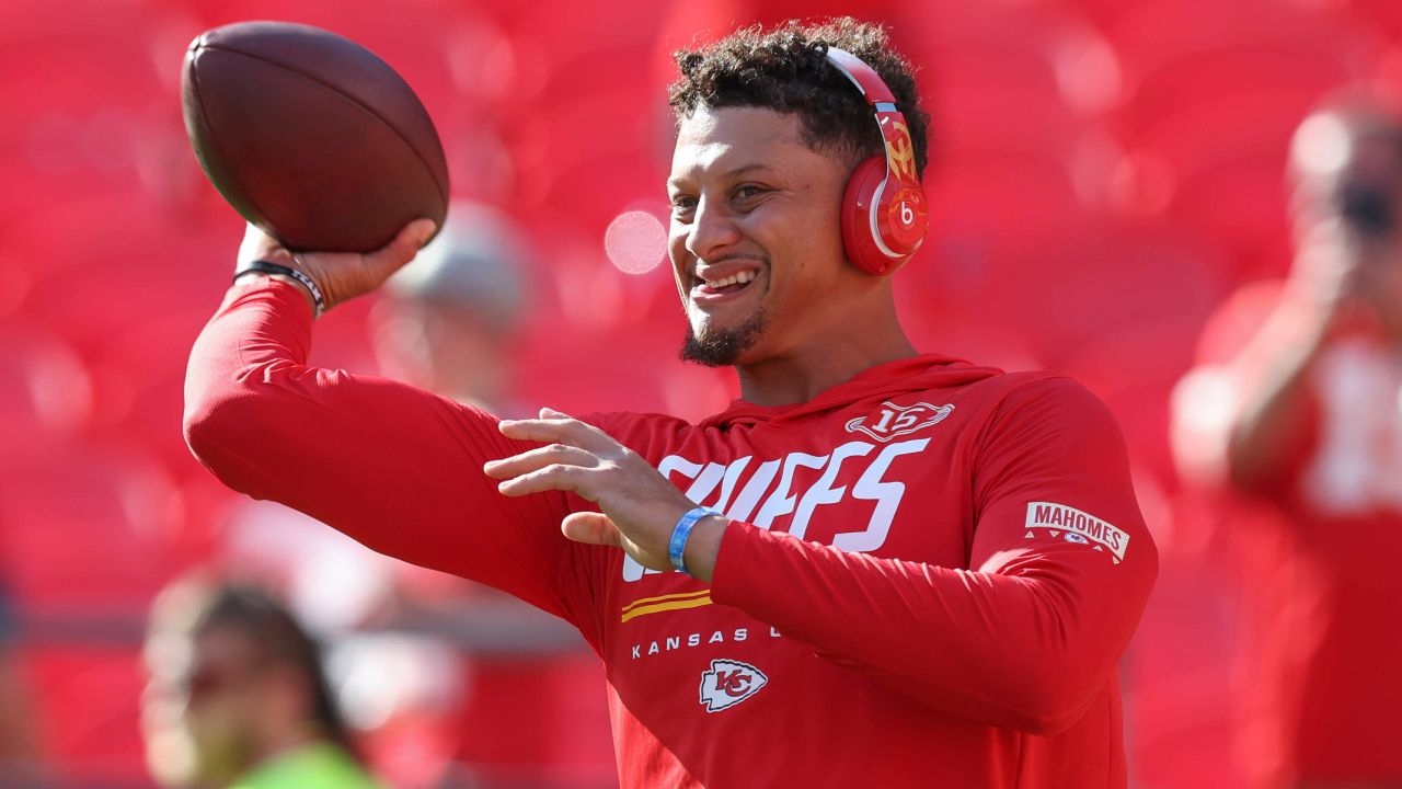 NFL: Wunsch-Promis der Chiefs-Stars! Mahomes mit klarer Antwort