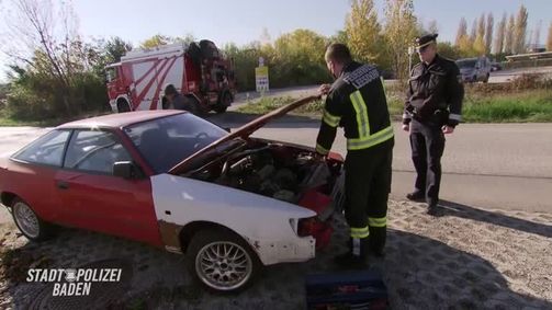 Stadtpolizei Baden Stadtpolizei Baden - Staffel 1 Folge 8: Staffel 1 Folge 8: Seriendieb geschnappt
