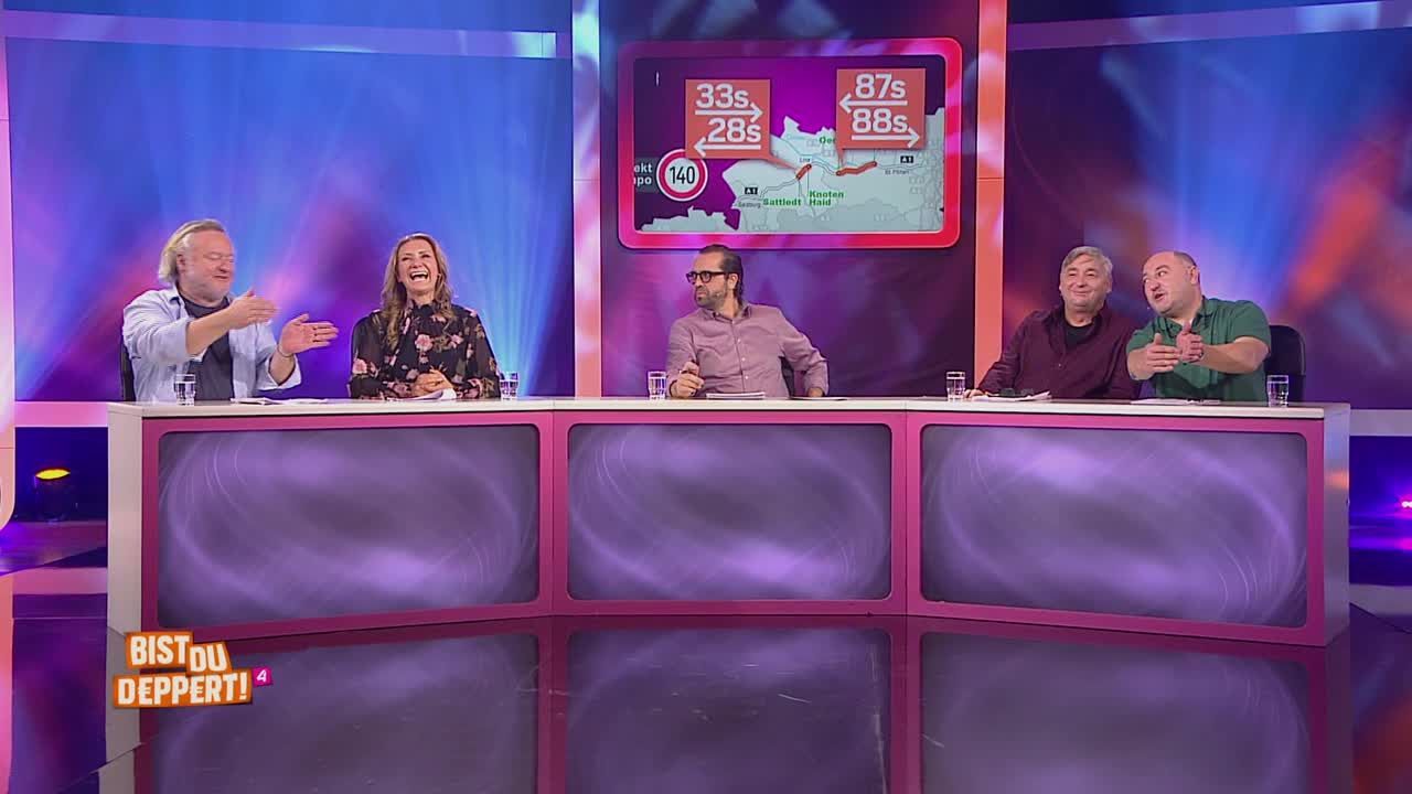 Die Comedians steigen aufs Gas! 140 km/h auf der Autobahn!
