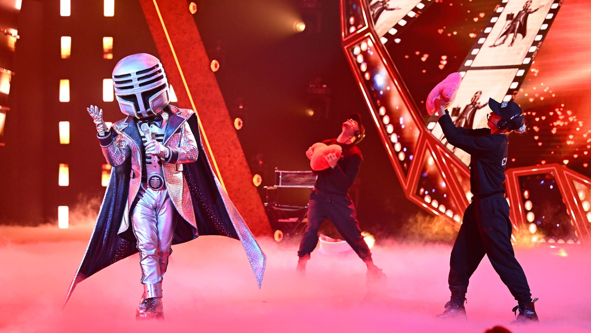 "Love is all around": Mr. Mic sorgt für romantische Filmmagie