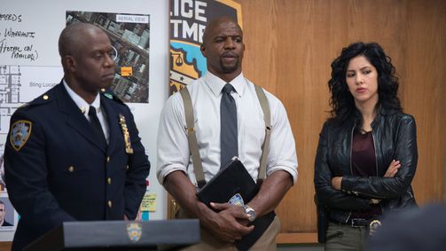 Brooklyn Nine-Nine Brooklyn Nine-Nine Folge 15: Der Holt-Jeffords-Strategiestrudel