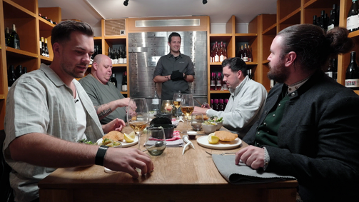 DINNER DUELL DINNER DUELL - 04. STAFFEL Folge 9: Das große Finale im Banktresor