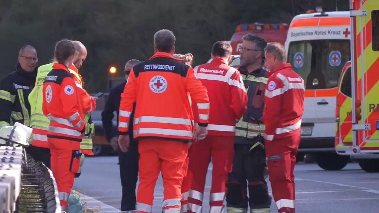 Busunglück auf Weg zum Oktoberfest: Zwei Tote und 30 Verletzte