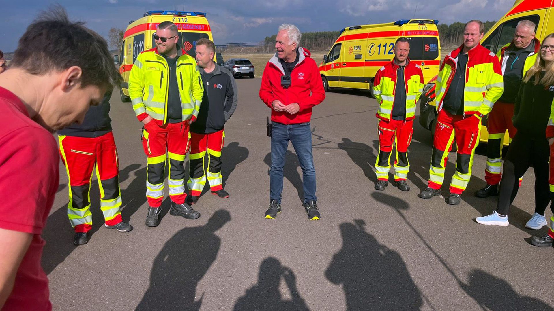 Themen u. a.: Fahrsicherheitstraining mit Formel-1-Legende Christian Danner