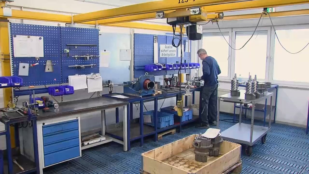 Industrie unter Druck: Bayerns Wirtschaft warnt vor dauerhaftem Jobabbau