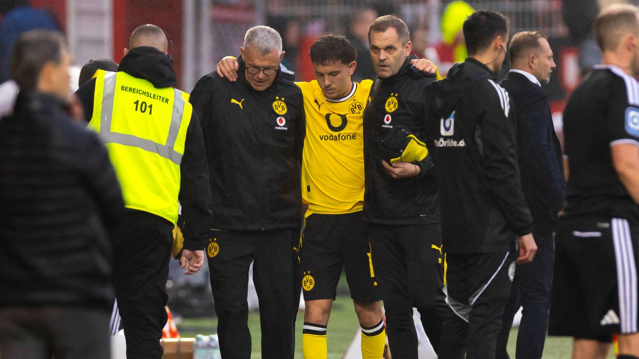 BVB - Karetsas-Verletzung: Niko Kovac gibt Schiri Mitschuld!