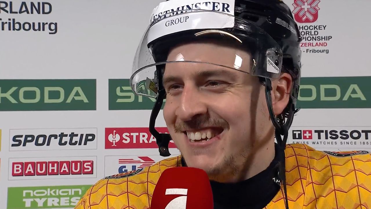 DEB: Mr. Hattrick! Leon Gawanke bringt Icke zum Lachen