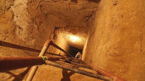 Unerklärliche Phänomene - Ancient Aliens Unerklärliche Phänomene - Ancient Aliens Folge 3: Im Dunkel der Höhlen