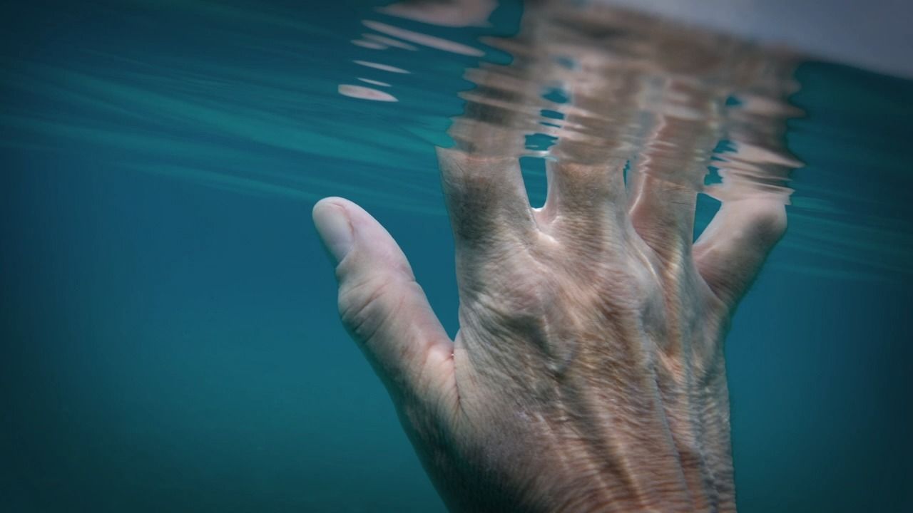Nach 20 Stunden in der Isar: Vermisste 95-Jährige lebend geborgen