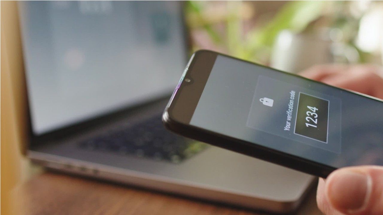Mega-Datenleck bei Google, Apple und Facebook
