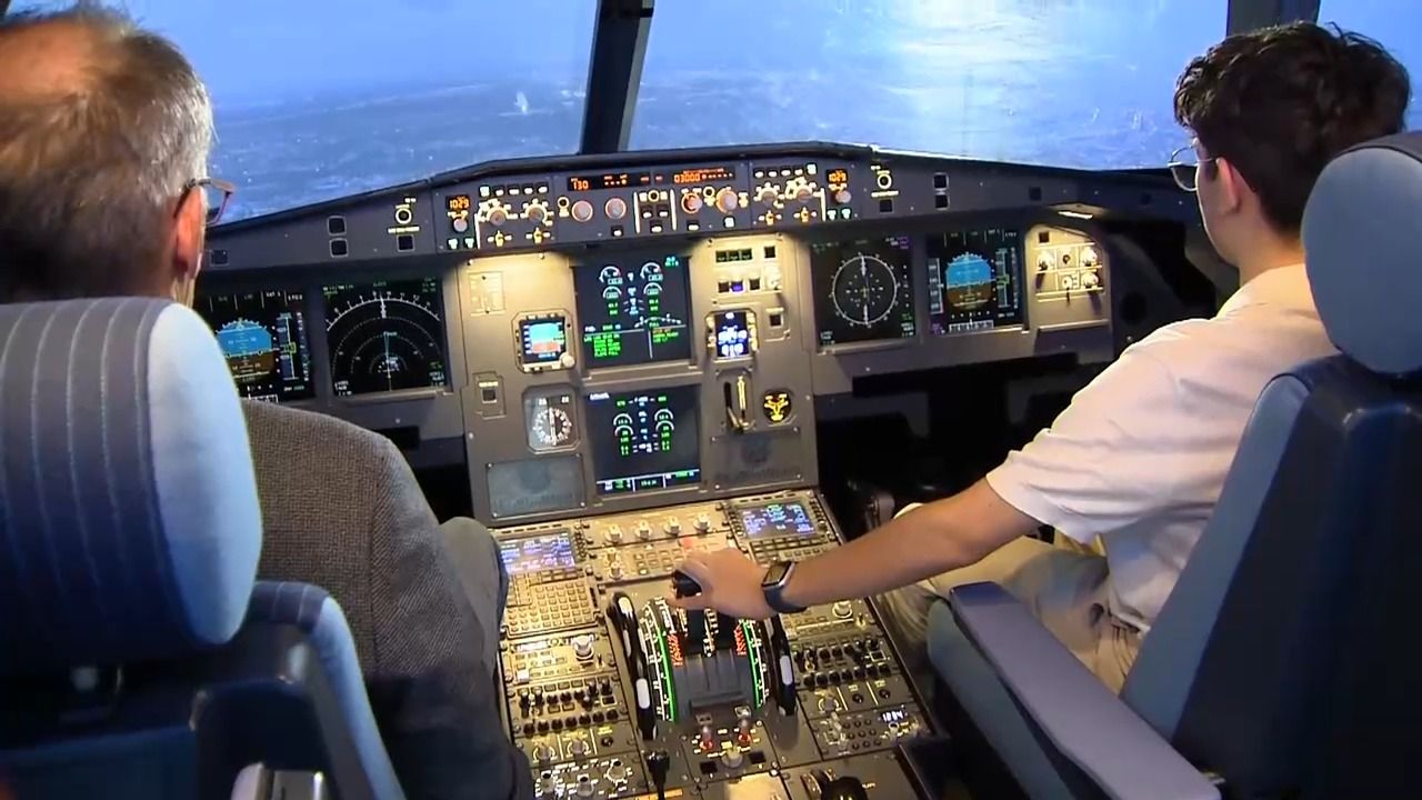 Nach Großalarm in Nürnberg: Was ist im Cockpit genau passiert?