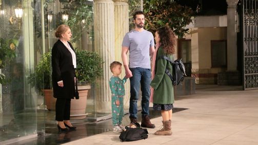 Wounded Birds - Yarali kuslar Wounded Birds - Yarali kuslar Folge 10: Folge 10