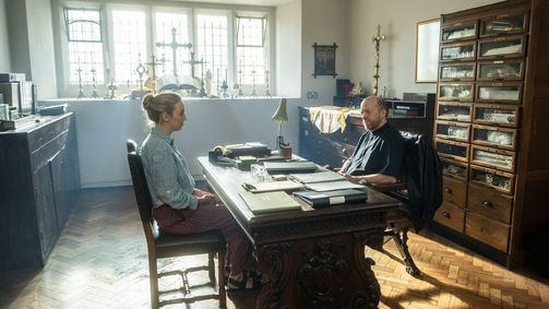 Killing Eve Killing Eve Folge 1: Just Dunk Me