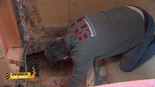 Pfusch am Bau Pfusch am Bau - Staffel 19 Folge 13: Staffel 19 Folge 13: Ist die Holzkonstruktion zu retten? 
