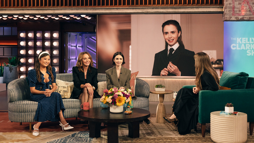 The Kelly Clarkson Show The Kelly Clarkson Show Folge 6: Lily Collins / Ashley Park / Philippine Leroy-Beaulieu