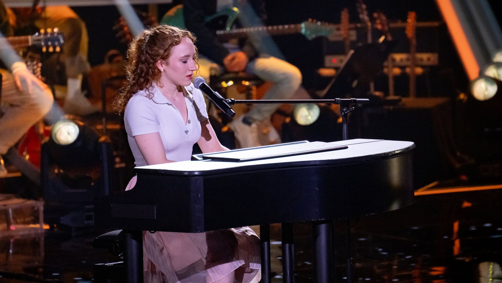 Jubelrufe und Gänsehaut: Greta Heimann mit "Eiserner Steg" von Philipp Poisel