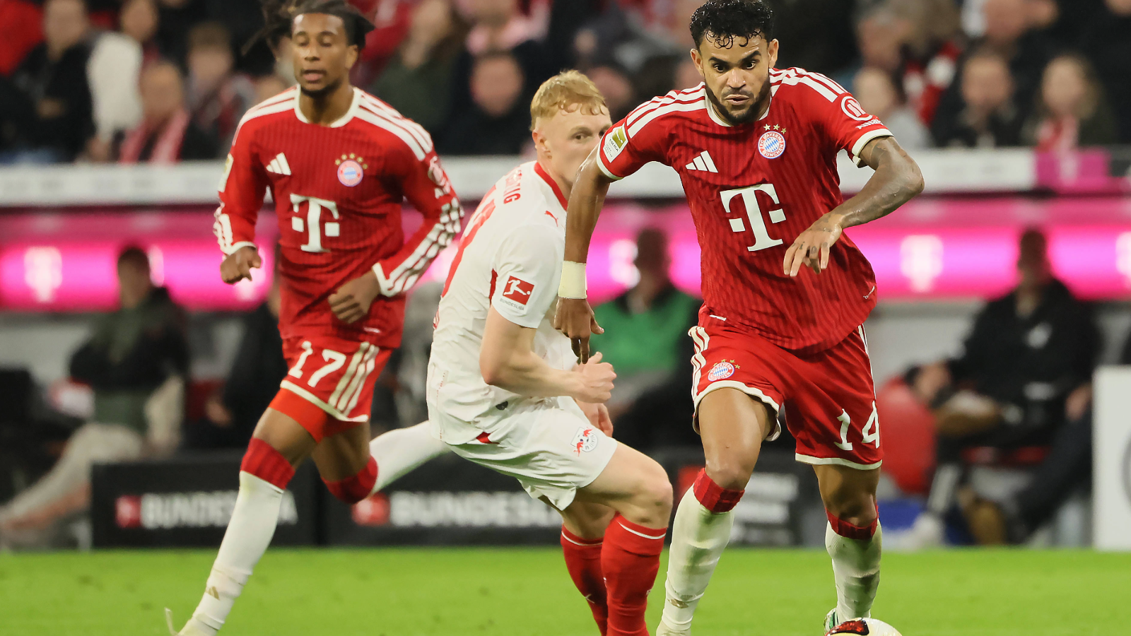 Highlights: Luis Diaz schießt Bayern für Arsenal warm