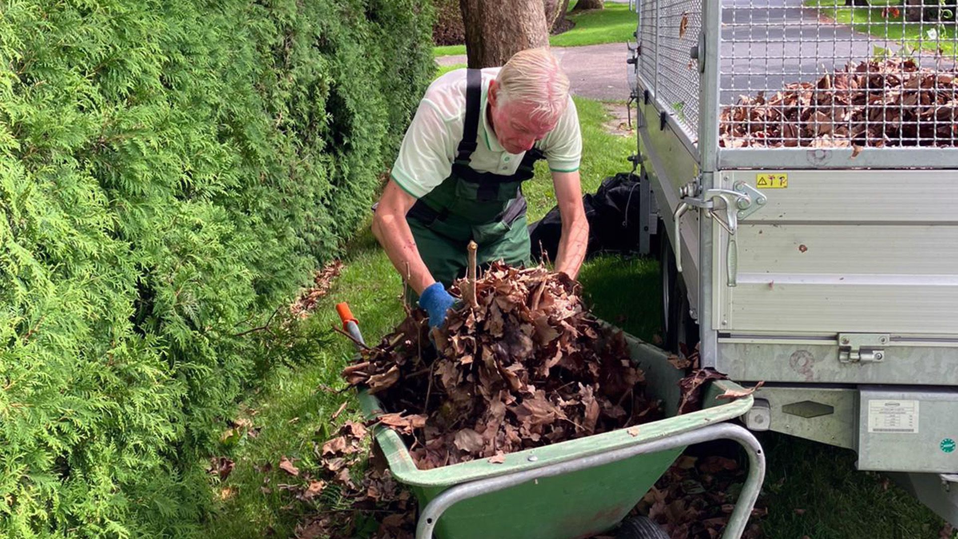 Liebe zur Natur – Gartenarbeiten mit Sebo in Emden