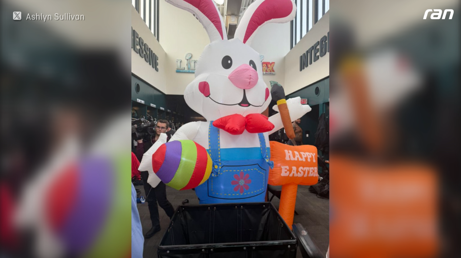 NFL: Philadelphia Eagles werfen "Positivity Rabbit" raus