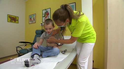 Die Klinik - Ärzte, Helfer, Diagnosen KLINIK, DIE - ÄRZTE, HELFER, DIAGNOSEN - 03. STAFFEL Folge 5: Mit viel Geduld gegen die Angst: Behandlung chronisch kranker Kinder
