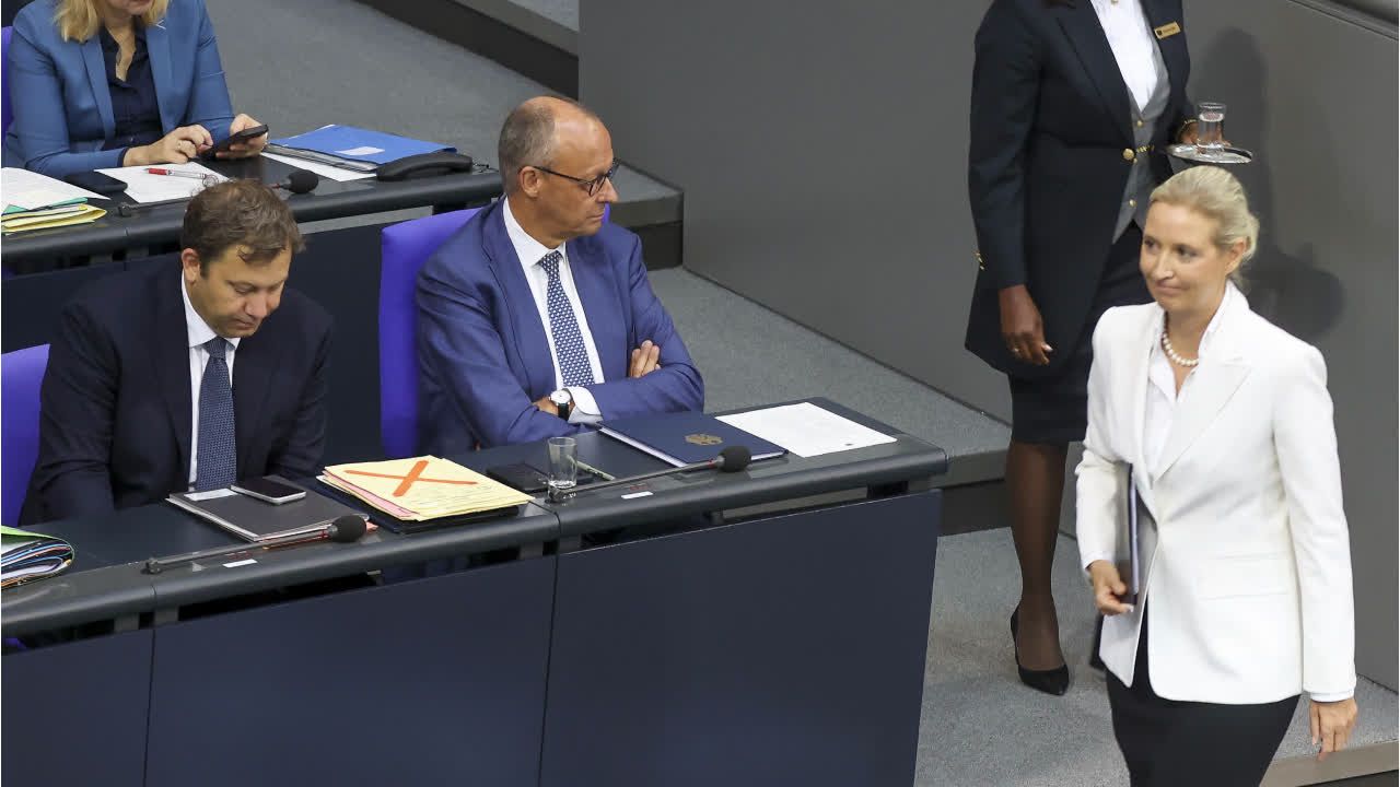 Umfrage: Mehrheit für Brandmauer